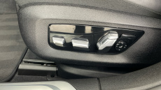 BMW 7 Series 740e Exclusive 4dr Auto Saloon